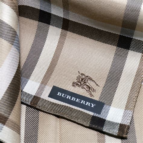 burberry handkerchief gentlemen